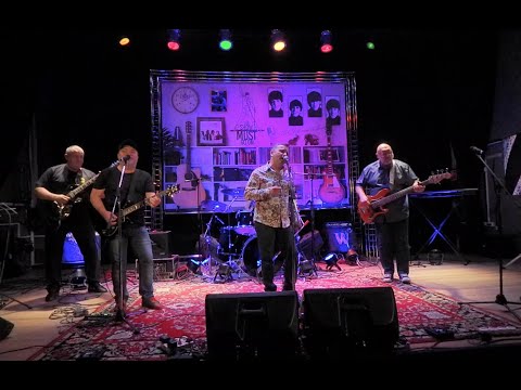 Видео: СЕЛЯНЕ - Московская осень