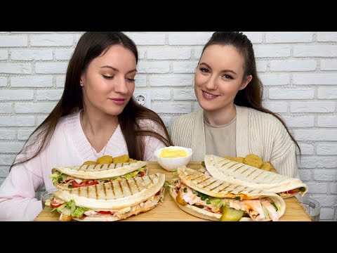 Видео: МУКБАНГ ЗАКРЫТАЯ ПИЦЦА ответы на вопросы РЕЦЕПТ готовим сами MUKBANG CLOSED PIZZA ответы по вопросы