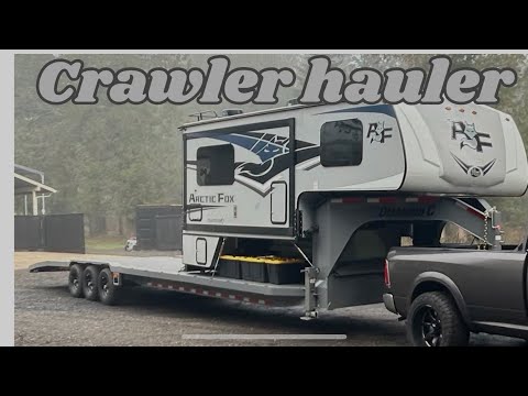 Видео: Строительство нового гусеничного самосвала с прицепом Diamond C Gooseneck 2025 года и кемпером Ar...