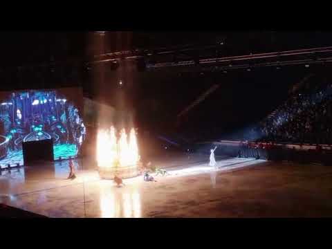 Видео: Ледовое Представление "Аленький цветочек"