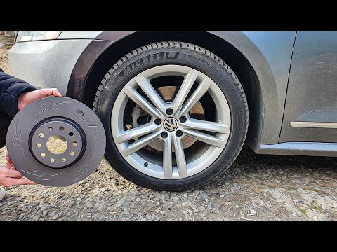 Видео: Замена тормозных дисков Volkswagen Passat NMS