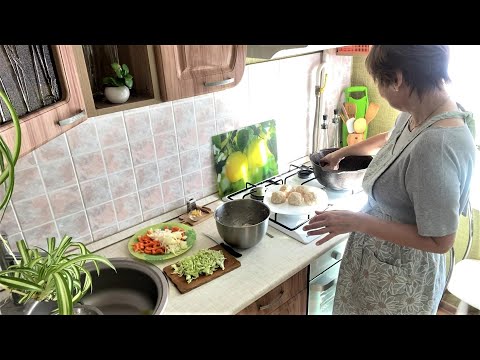 Видео: Тефтели, пюрешка, салат. Вкусный и простой обед. Уважаю честных людей.