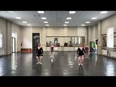 Видео: ВГИИК, 1-2 ХИСП, классический танец (экзерсис на середине, прыжки)