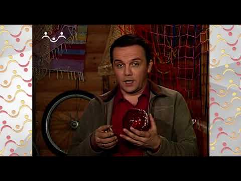 Видео: Шишкин Лес.  Чердак историй.  Клейкая лента