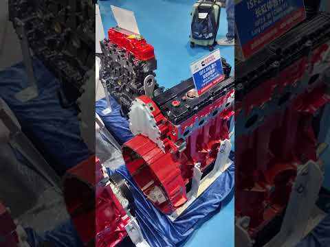 Видео: Обзор мотора CUMMINS ISF 2.8S6 на автовыставке в Шанхай