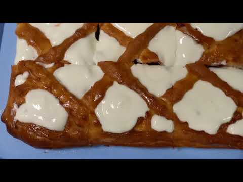 Видео: ПИРОГ С БРУСНИКОЙ залитой сладкой сметаной !!! #выпечка