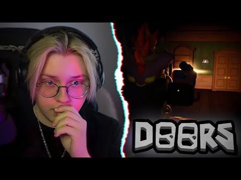 Видео: ДРЕЙК ИГРАЕТ в РОБЛОКС DOORS (feat. 5opka, MellSher, Stintik)