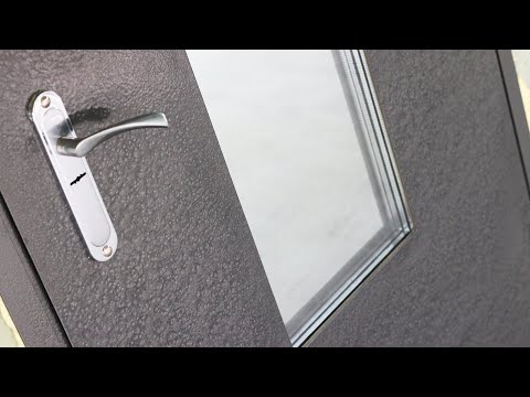 Видео: Как сделать ТЁПЛЫЕ ДВЕРИ Из Металла Самому