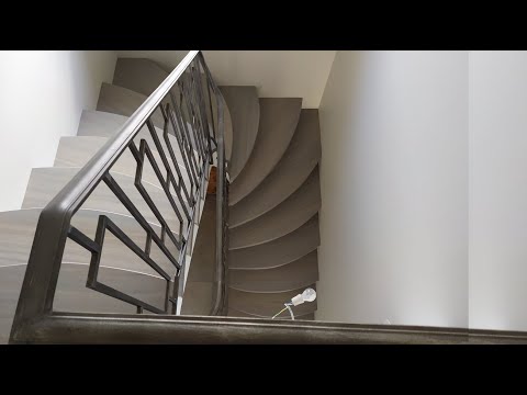 Видео: Современные, модные металлические перила для лестницы.