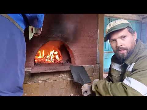 Видео: Выжиг деревянного каркаса глинобитной печи в отреставрированном доме из деревни Анчирикова