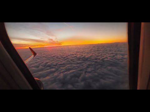 Видео: Закат солнца во время полета из Москвы в Иркутск.