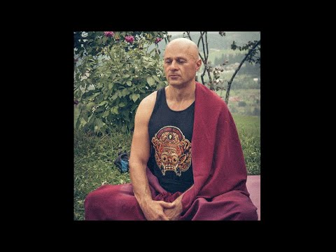 Видео: Онлайн занятие с Євгением Таковским. Тема: "Суть/сердце йоги." Rigpa Yoga.