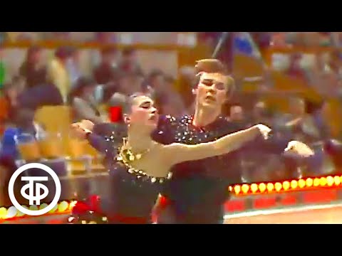 Видео: Фигурное катание. Александр Жулин и Майя Усова. Показательные выступления (1985)