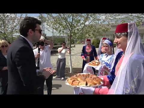 Видео: Встреча дорогих гостей