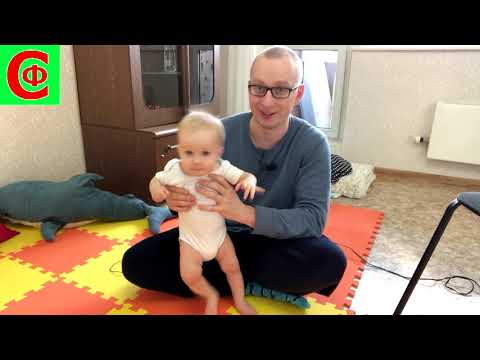 Видео: Вот именно ТАК! Должен ВСТАВАТЬ и ПОЛЗАТЬ на четвереньках ребенок.  Фролков С. В.