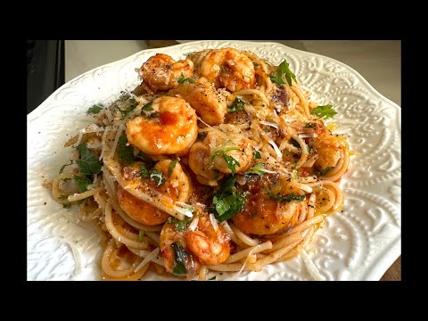 Видео: Spaghetti with shrimps ￼ in tomato sauce. Easy and delicious. Спагетти с креветками в томатном соусе