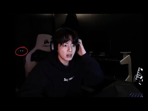 Видео: Дрожь! Странные события происходят, пока Чонгук играет в хоррор-игры в прямом эфире