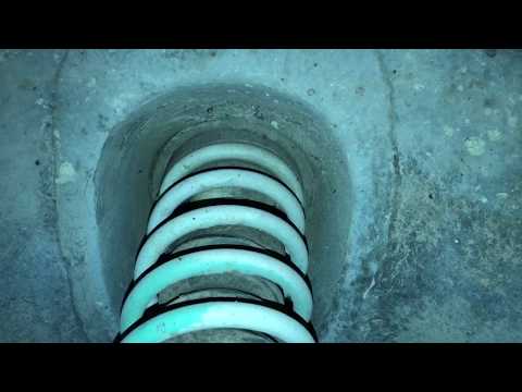 Видео: Ранняя восьмёрка, ВАЗ 2108 с небольшим пробегом. Антикоррозионная обработка. Часть 2