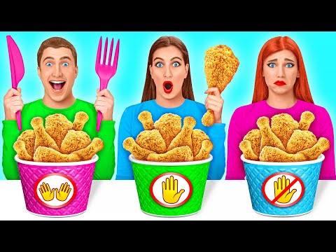 Видео: Едим Без рук vs Одной рукой vs Двумя руками Челлендж | Смешные ситуации с едой от Multi DO Challenge