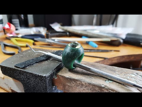 Видео: Кольцо для Анны. Работа с модельным воском (Ч.1)