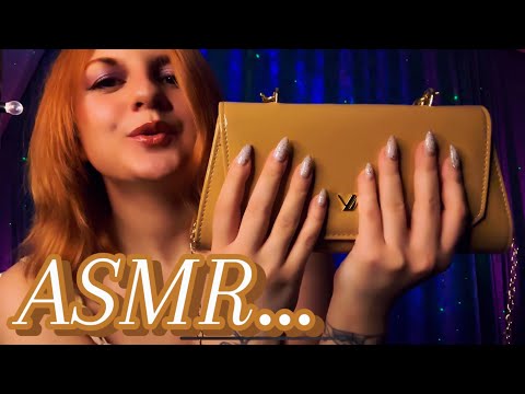 Видео: ЧТО В МОЕЙ СУМКЕ 😍 | Близкий шепот | Таппинг для сна: звуки кожи
