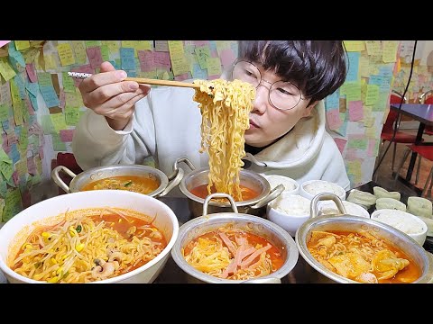 Видео: Рамён с 30-летней историей!! 17 видов рамёна.. Пробую 5 порций рамёна и заедаю 5 порциями риса