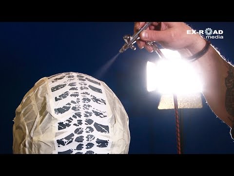 Видео: Аэрография по шлему / программа "ПРО ЖЕЛЕЗКИ"/ 2-часть