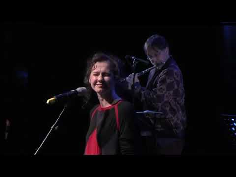 Видео: С Полиной Агуреевой на капустнике  в театре  " Мастерской Петра Фоменко" 2017 год avc