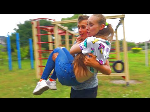 Видео: КАПА ПОПАЛА В БЕДУ!! Кто МЕНЯ СПАС!!