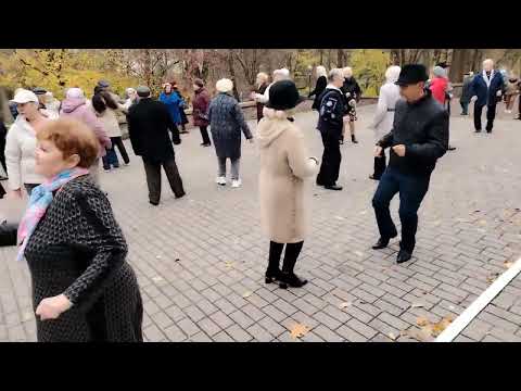 Видео: Танцы в Гомеле. 01.11.2025 г. 