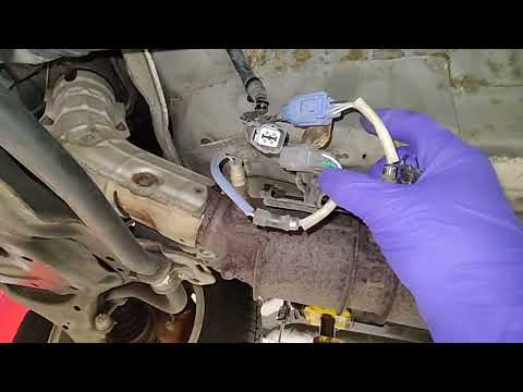 Видео: Honda CRV 2004 P1166 неисправность нагревателя, P0134 отсутствие активности датчика O2. 2 кода, 1...