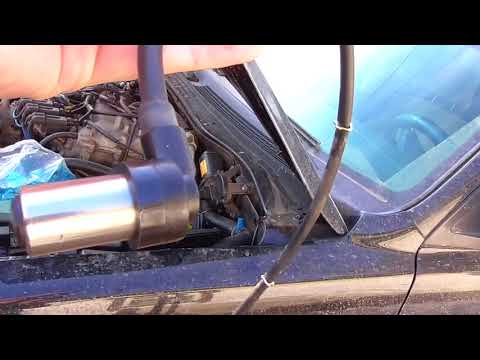 Видео: Замена датчика АБС Митсубиси Монтеро-Паджеро Спорт 2002 г.в.