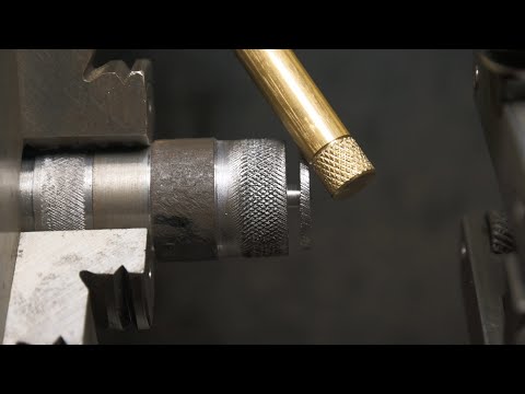 Видео: Универсальная самодельная оправка (державка) для накатки рифлений на токарном станке ТВ-7М