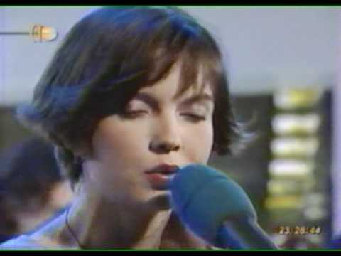 Видео: Мельница - Перепелка / Травушка (Санкт - Петербург  28.05.04)