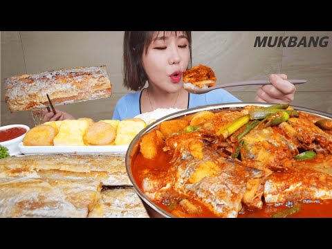 Видео: титр) Grilled chubby Cutlassfish 🌶Spicy braised Hairtail Sausage pancake REAL SOUND ASMR MUKBANG