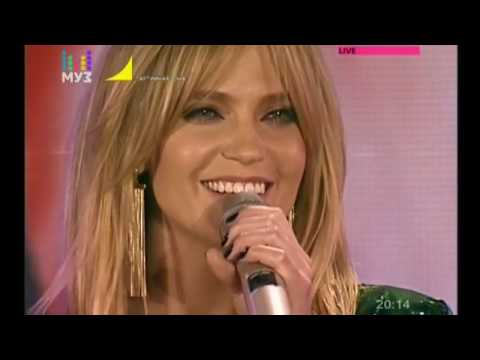 Видео: Glukoza «Пой мне, ветер», «Зачем» и «Бабочки» | Партийная зона МУЗ-ТВ, 15.11.2015