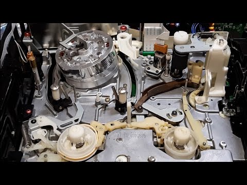 Видео: Видеомагнитофон Panasonic NV-HD650.