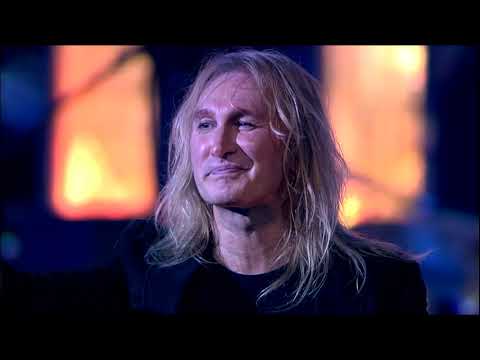 Видео: Александр Иванов и группа «Рондо» — «Я постелю тебе под ноги небо» (LIVE, Кремль, 2011)