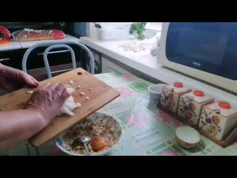 Видео: Выживание на 50 рублей в день //Вкусный завтрак, обед и ужин //