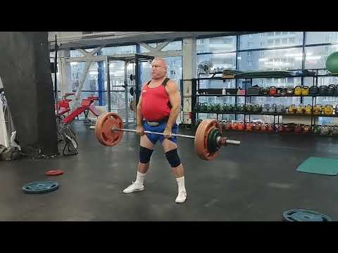 Видео: 31.10.2025г.  Тяга (сумо)  150 кг на 3 раза.  64 года ,  вес  104.8 кг.