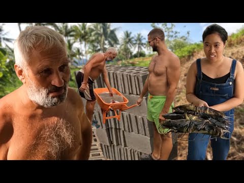 Видео: Купили строительный материал | Рыбка в банане от Мумаички | Жизнь с филиппинкой в деревне