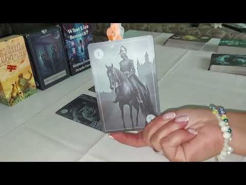 Видео: Таро🪽Послания🍀Водолей♒️🍁🍂Какво Ми Носи Есента?🤔