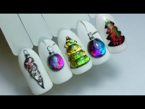 Видео: Дизайн ногтей ёлочные игрушки с фольгой для литья. Новогодний маникюр 2019.
