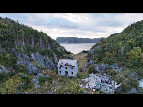 Видео: Правительство заплатило им, чтобы они покинули эту рыбацкую деревню — Раунд-Харбор, Ньюфаундленд.