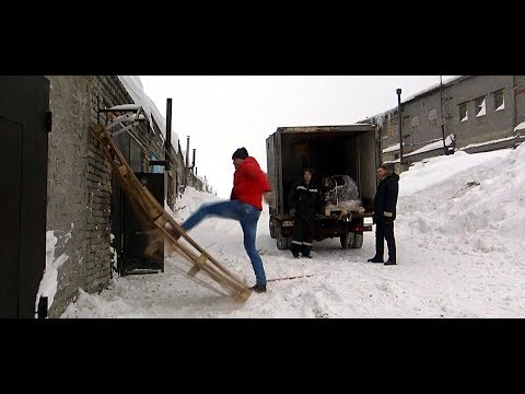 Видео: Мотор-гибрид в INFINITI G35. Соперник найден.