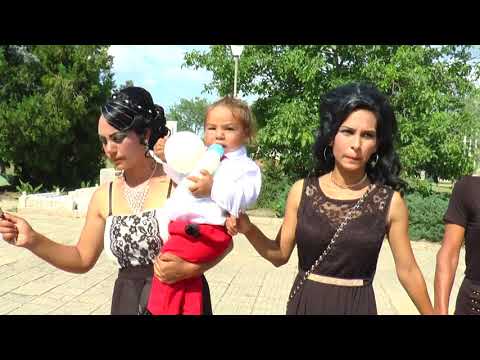 Видео: Кръщенето на Иван - с.Черна гора