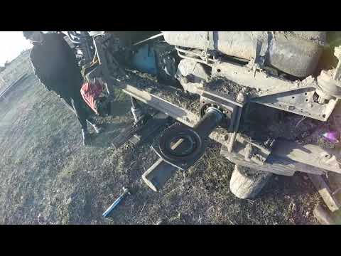 Видео: СТРАННОЕ явление самопроизвольно соскочили сальники полуосей МТЗ😊👍