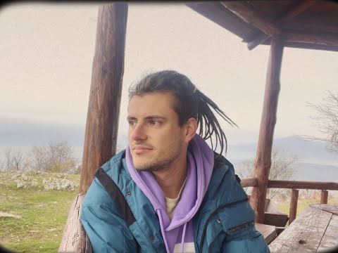 Видео: не сакам да живеам веќе тука