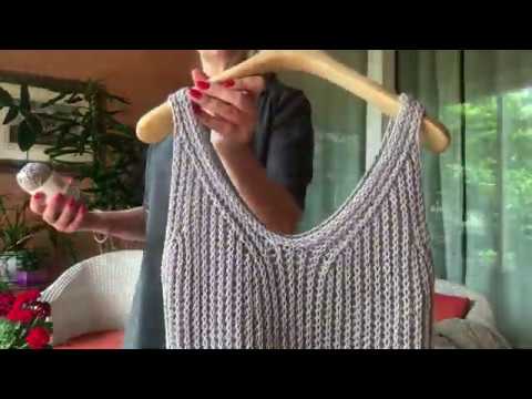 Видео: Майка спицами из пряжи DROPS Bomull-Lin . Что делать с пончо ? Обрезать или распустить ?