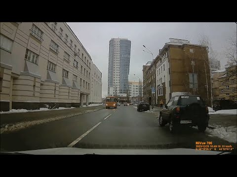 Видео: Нижний Новгород. Провиантская улица - набережная Гребного Канала - улица Бринского - улица Бекетова.